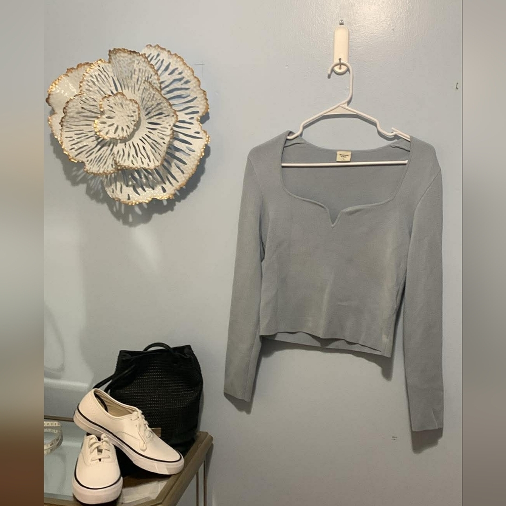 Abercrombie & Fitch Light Blue Sweater